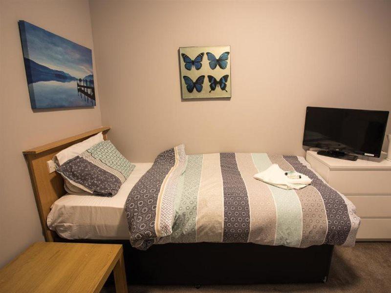 High Bank Hotel Leeds  Extérieur photo
