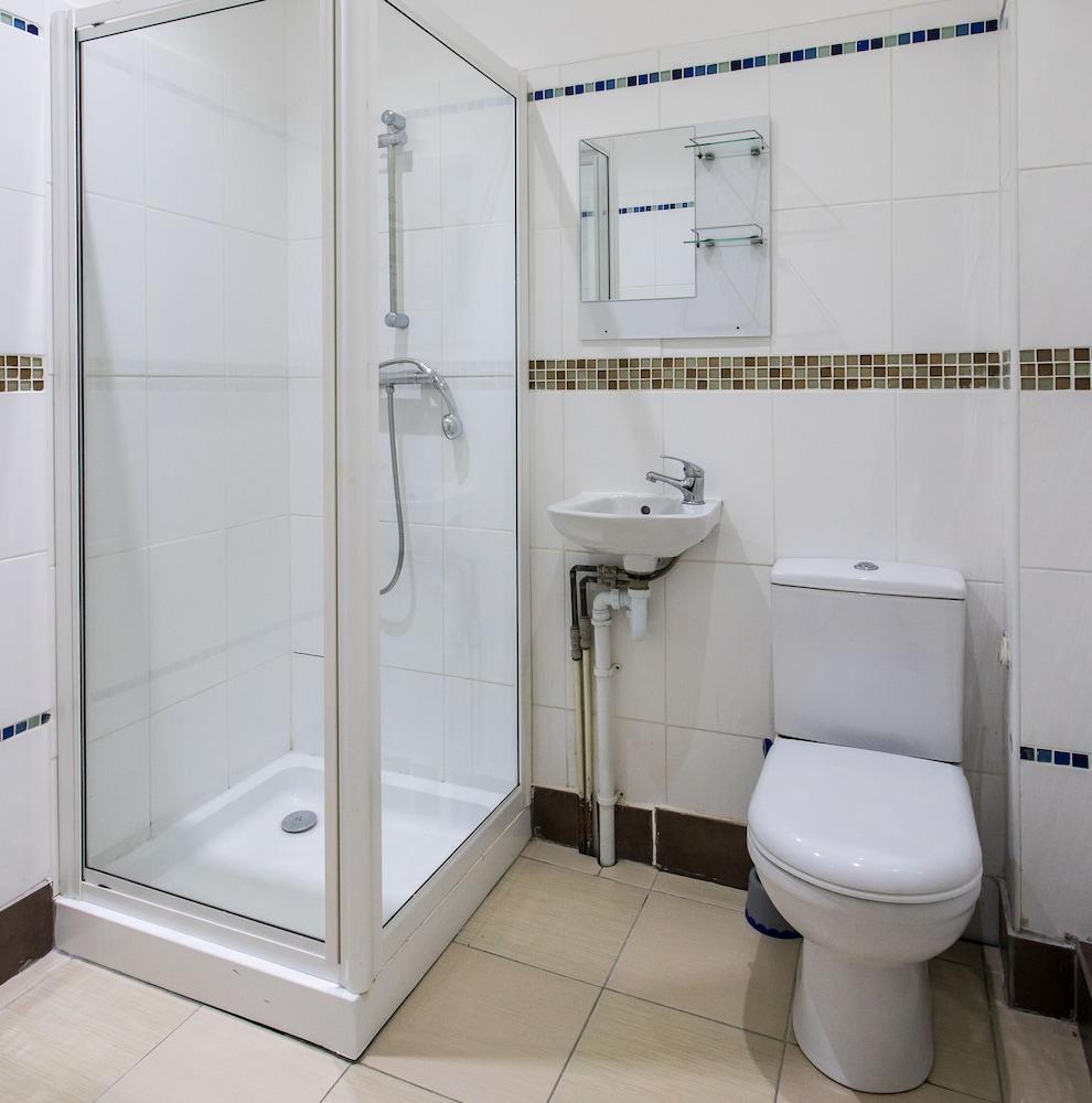 High Bank Hotel Leeds  Extérieur photo